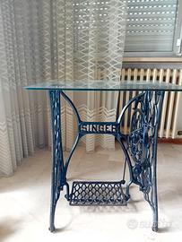 Tavolino base ghisa Singer