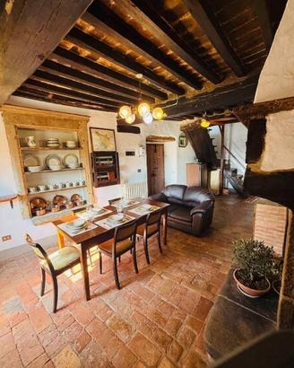 Rustico / Casale di 170 m² con 5 locali a Anghiari