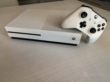 Xbox One S + Controller + 7 Giochi