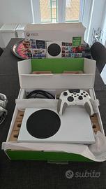 Bundle XBOX Series S (All Digital) + Controller