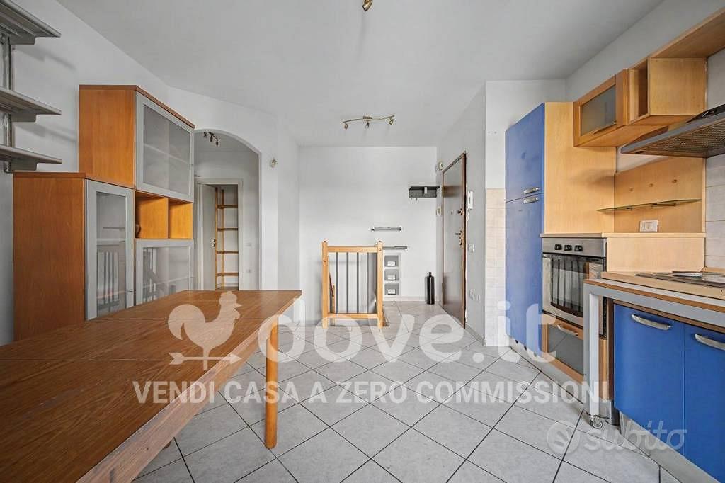 Appartamento di 115 m² con 3 locali e box auto a P - Altro