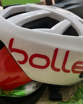 Casco Bollè