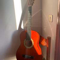 CHITARRA 3/4 + CUSTODIA.