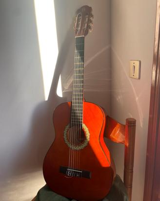 CHITARRA 3/4 + CUSTODIA.