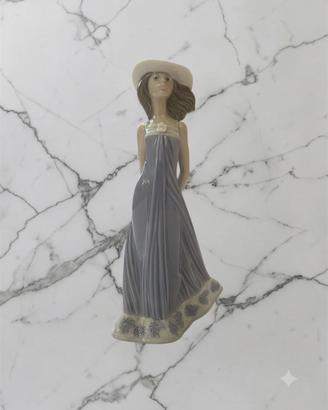 Statuetta in Porcellana Lladró “Primavera”