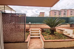 Monolocale ristrutturato zona viale delle Scienze