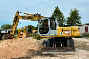 Escavatore Fiat Hitachi 135 WT