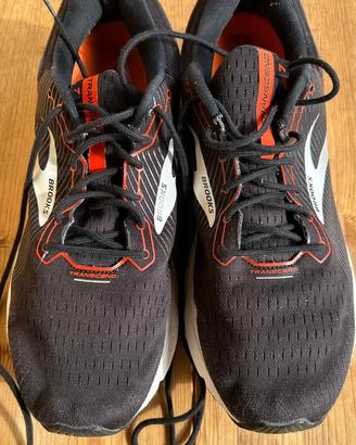 Scarpe da ginnastica uomo Brooks taglia 49,5