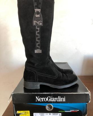 Stivali Nero Giardini nr. 36