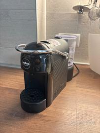 Macchina caffè Lavazza a Modo Mio