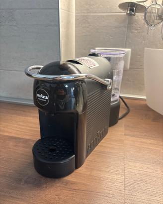 Macchina caffè Lavazza a Modo Mio