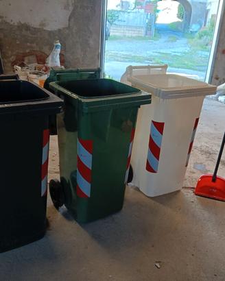 Bidoni spazzatura da 120 litri
