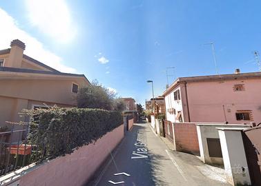 CIAMPINO BILOCALE ARREDATO CoN GIARDINO/P.AUTO