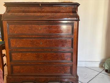 Antico comò con secretaire