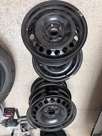 Cerchi ferro 15” Audi originali 2024 come nuovi