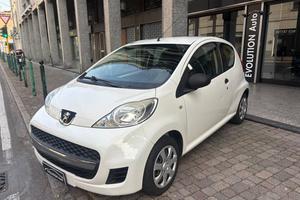 PEUGEOT 107 1.0 68 CV
