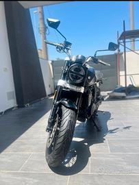 Moto brixton crossfire 500