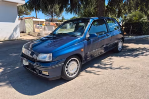 Renault Clio 1.8i 16V