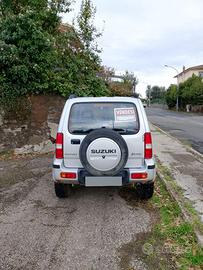 Suzuki jimny 2005 1.3 benz