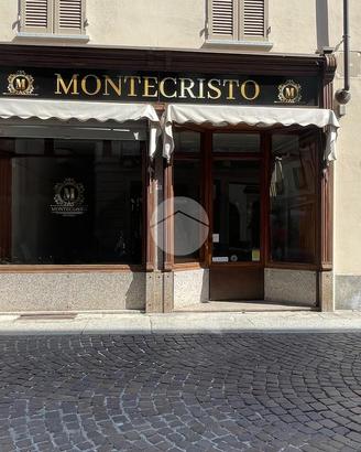 NEGOZIO A ASTI