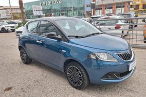 Lancia Ypsilon 1.0 FireFly 5 porte S&S Hybrid Silv