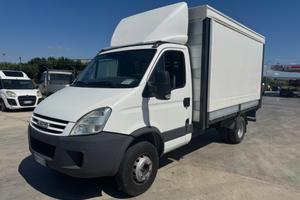 Iveco daily 65c15 centina e pedana idraulica