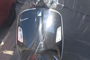 Vespa 300 gts super tech hpe 