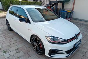 Volkswagen Golf GTI Performance 2.0 245 CV TSI DSG