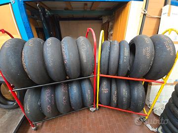 Gomme Pirelli SBK Metzeler Racetec Dunlop KR