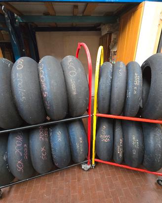 Gomme Pirelli SBK Metzeler Racetec Dunlop KR