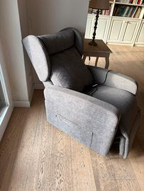 Poltrona elevabile a due motori