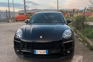 Porsche Macan s