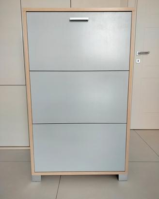 Scarpiera salva spazio 