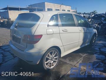 Mercedes-benz classe b w245 b 200 cdi -ricambi