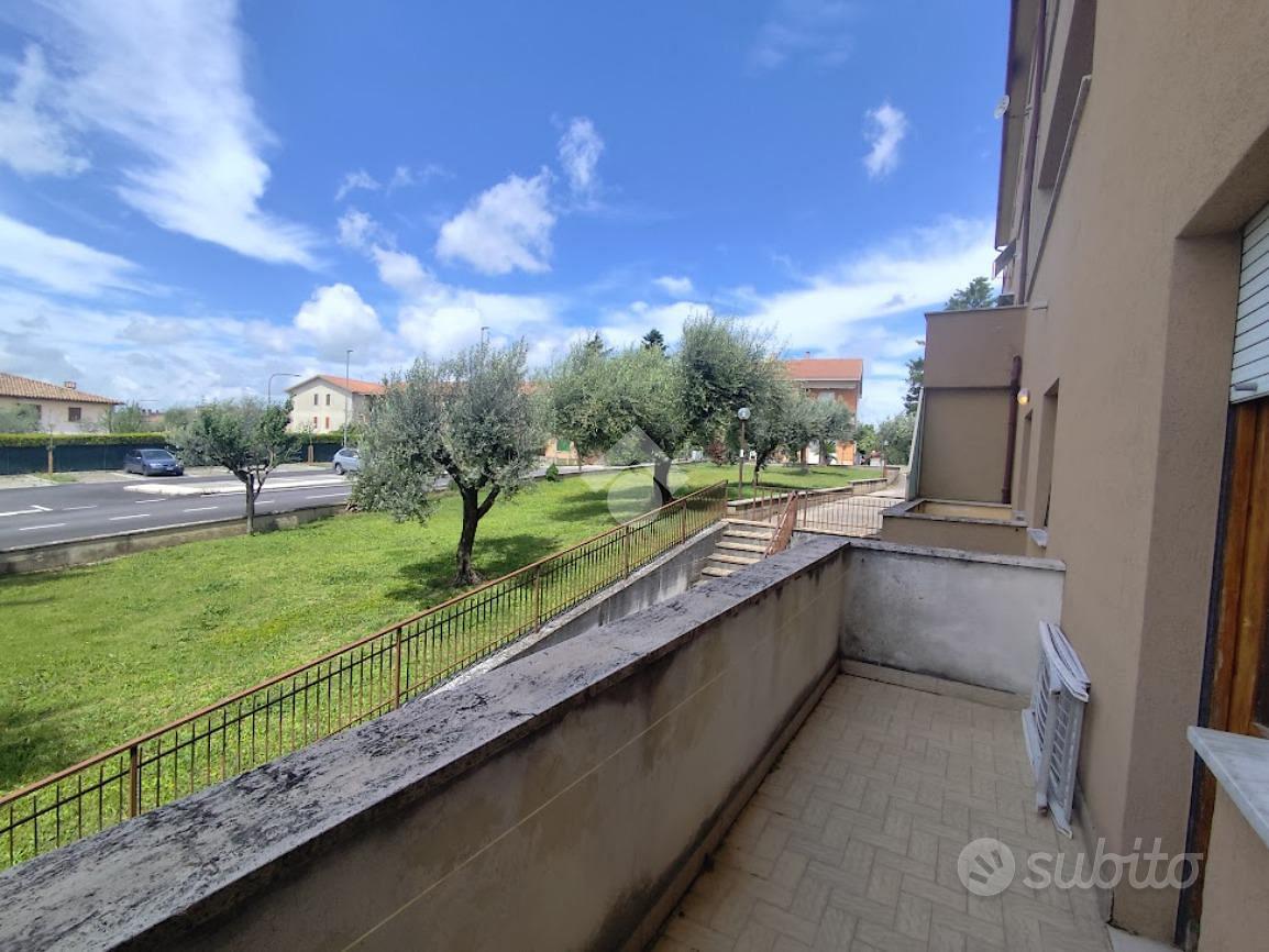 4 LOCALI A MONTEFALCO - Vista 4