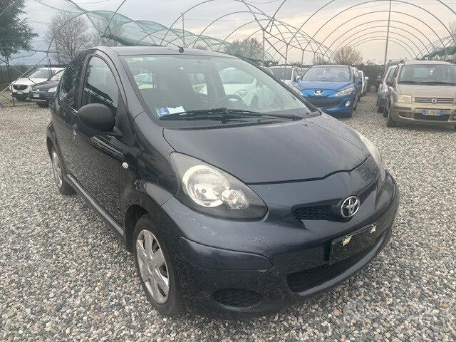 TOYOTA Aygo 1ª serie