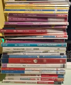 Libri scolastici, vendibili singolarmente 