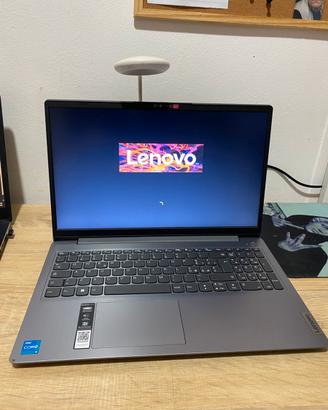 Lenovo IdeaPad 3 15” - Intel i3 (12^a Gen) / 8GB