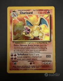Charizard set base no prima edizione 4/102