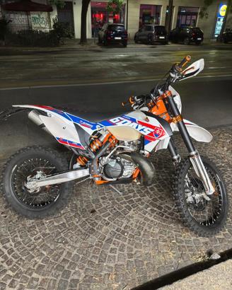 Ktm six days 2017 300 2 tempi