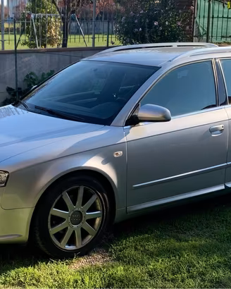 Audi A4 Avant 2.0 TDI 140CV S-line -Unico 115.000