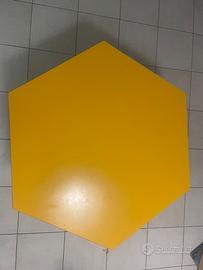 Tavolino esagonale giallo
