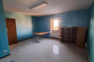 Stanze uso ufficio a Reggello