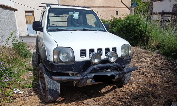 Fuoristrada suzuki jimny