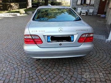 Mercedes-Benz CLK 200