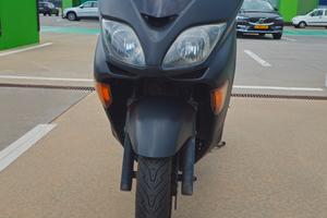 Honda forza 250