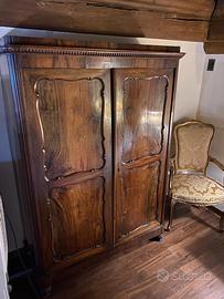 Armadio antico legno noce massello