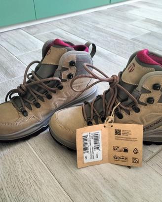 Vedo scarpe da trekking