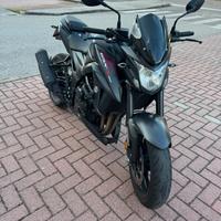 Suzuki gsx-s 750