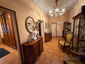 MALCONTENTA Porzione di Casa